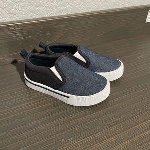 OshKoshBGosh Canvas Slip on sneakers | Toddler Boy's 7 | NWOT